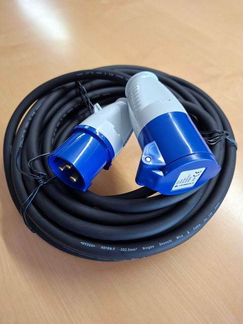 Carbest CEE-Verlängerungskabel 10 m – H07RN-F 3G2,5 mm², 230 V , 16 A, IP44, inklusive Tragetasche