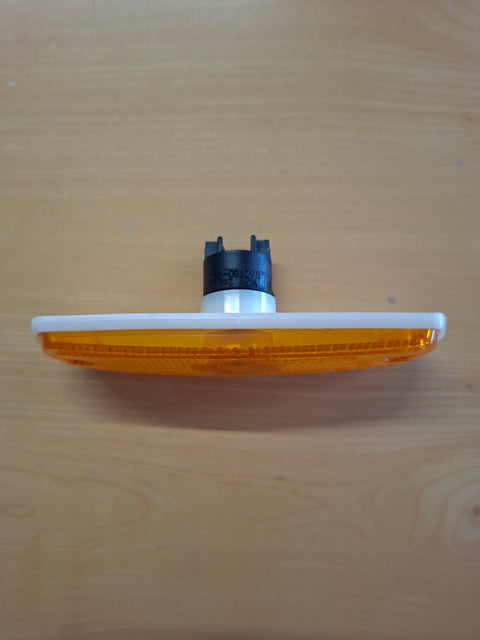 Seitenmarkierungsleuchte 12 V – Einbaumass 126 × 38 mm