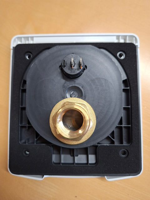 Wassersteckdose Gardena Anschluss und Wippschalter