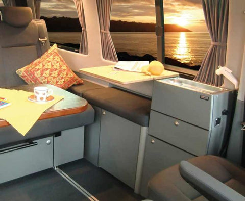 Modulo cucina VW T6/T5 Weekender Plus con mini lavello, impianto idrico e mobile estraibile