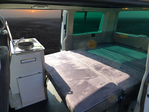 REIMO FLEX KITCHEN - Mobile cucina estraibile con tecnologia integrata - Argento lucido