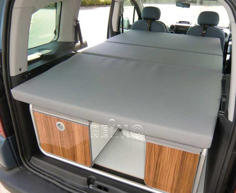 Letto VW Caddy KR Active con letto con rivestimento e fodere