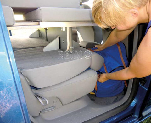 Letto VW Caddy KR Active con letto con rivestimento e fodere