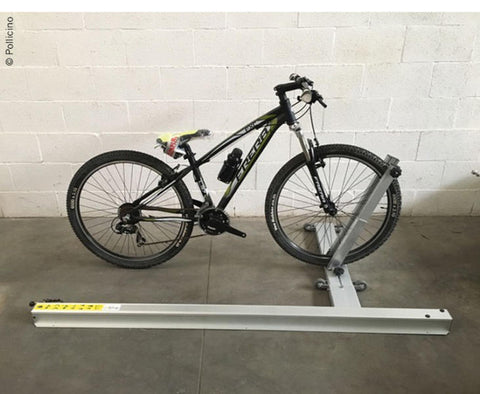 Ausilio di carico per 2 biciclette, manuale, per garage posteriore