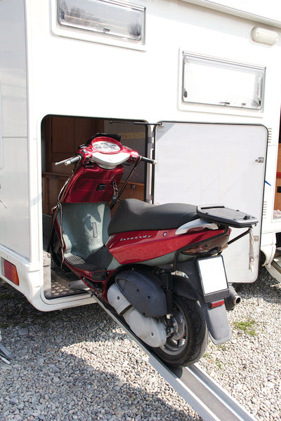 Smart Rail - Retrattore elettrico per garage posteriore
