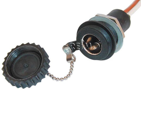Prise extérieure 12-24V 8A, étanche, SB
