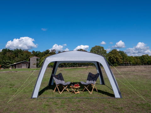 Gazebo gonfiabile/riparo per feste LINOSA con pareti laterali